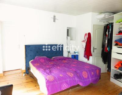 Maison - 170 m² - 7 pièces