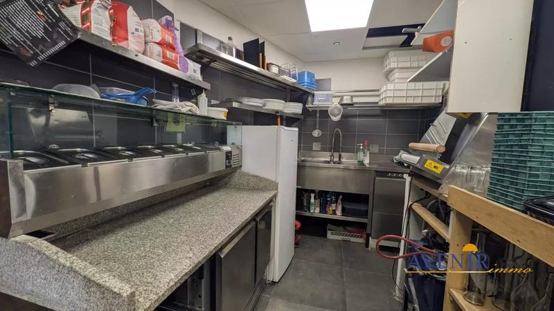 Fonds de commerce - Magasins - 50 m²