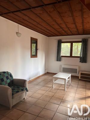 Maison - 99 m² - 3 pièces