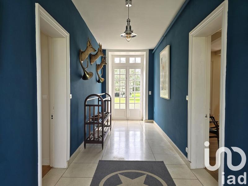 Maison - 298 m² - 11 pièces