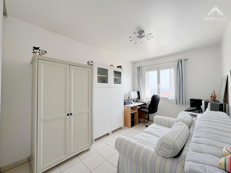 Maison - 176 m² - 5 pièces