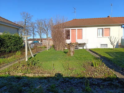 Maison - 80 m² - 5 pièces