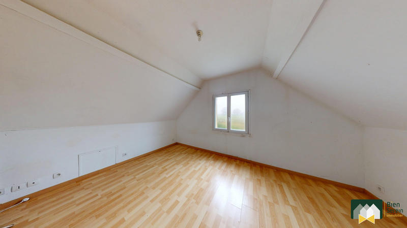 Maison - 101 m² - 5 pièces