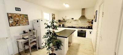 Maison - 92 m² - 4 pièces