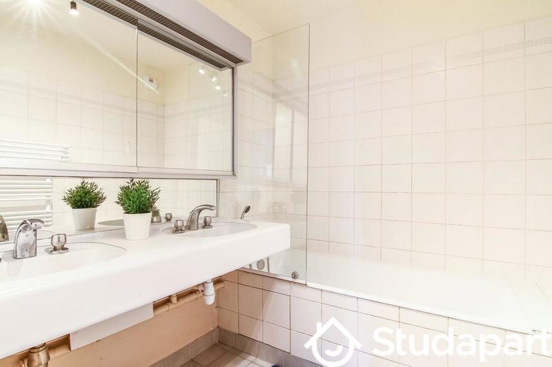 Chambre - 11 m² - 1 pièce