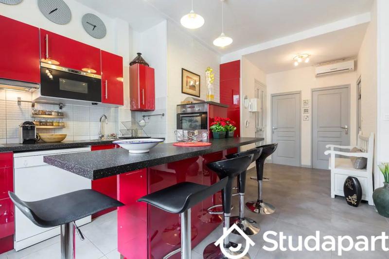 Chambre - 14 m² - 1 pièce