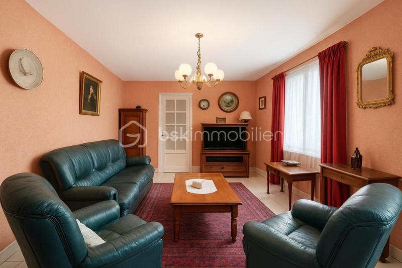 Maison - 214 m² - 9 pièces
