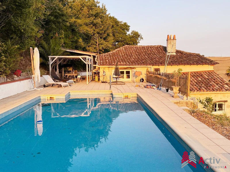 Maison - 91 m² - 4 pièces