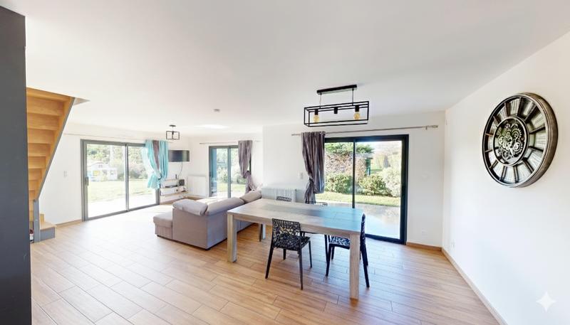 Maison - 110 m² - 5 pièces