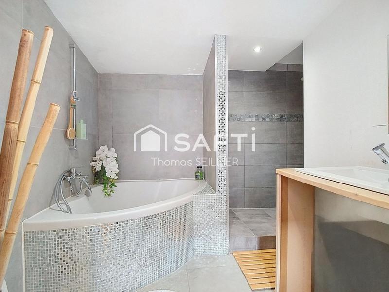 Maison - 135 m² - 5 pièces