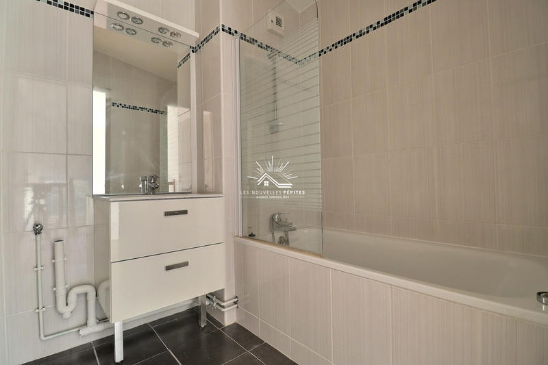 Appartement - 77 m² - 3 pièces