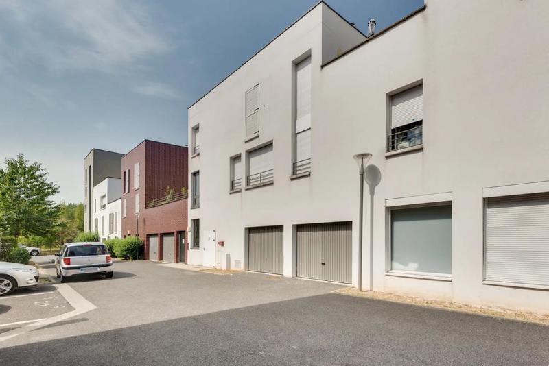 Duplex - 95 m² - 5 pièces