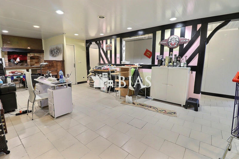 Maison ancienne - 220 m² - 7 pièces