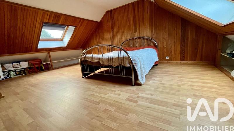 Maison - 137 m² - 7 pièces