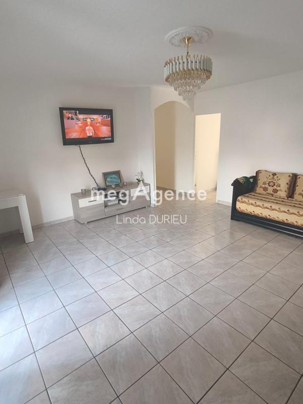 Maison traditionnelle - 180 m² - 7 pièces