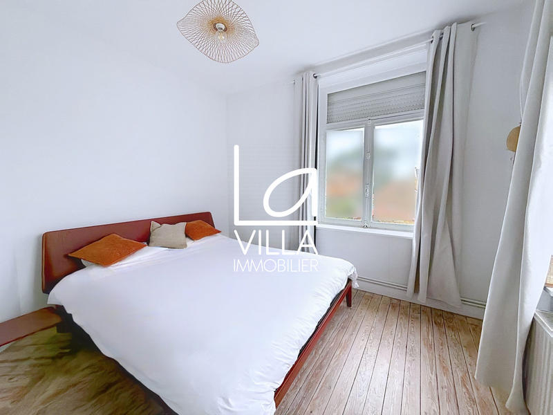 Maison traditionnelle - 75 m² - 4 pièces