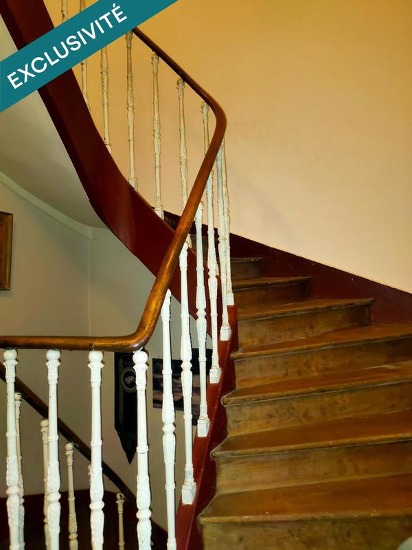 Maison - 126 m² - 9 pièces