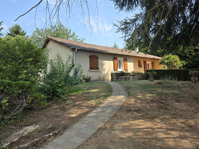 Maison - 98 m² - 5 pièces