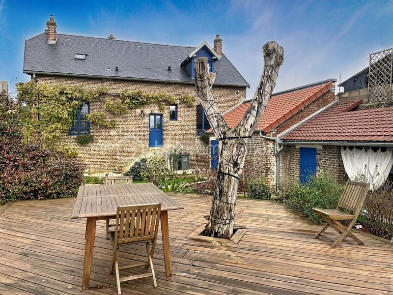 Maison de maîtres - 181 m² - 7 pièces