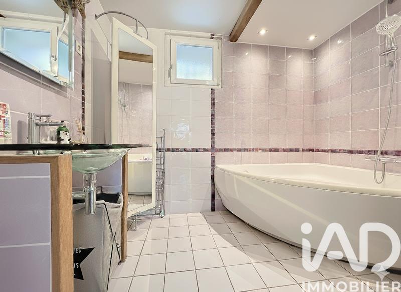 Maison - 160 m² - 5 pièces