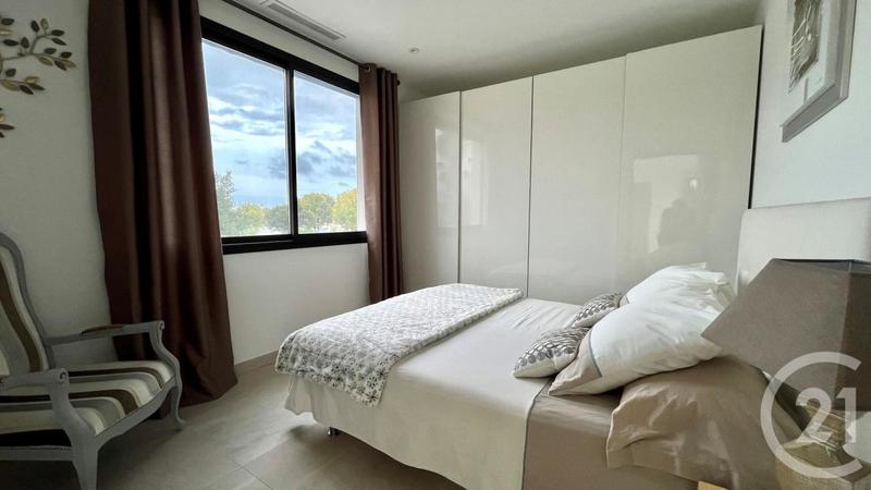 Villa - 169 m² - 5 pièces