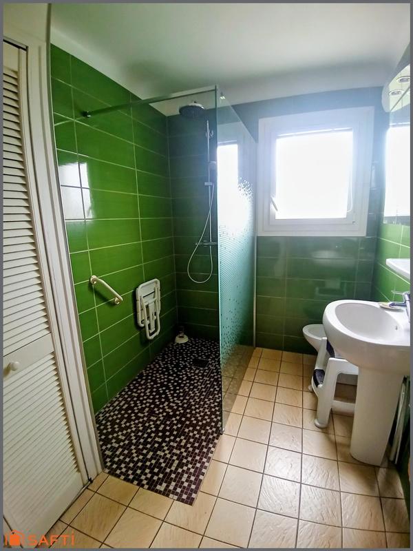 Maison - 104 m² - 4 pièces