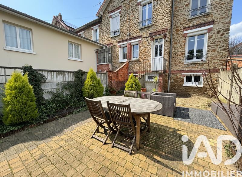 Maison - 61 m² - 4 pièces