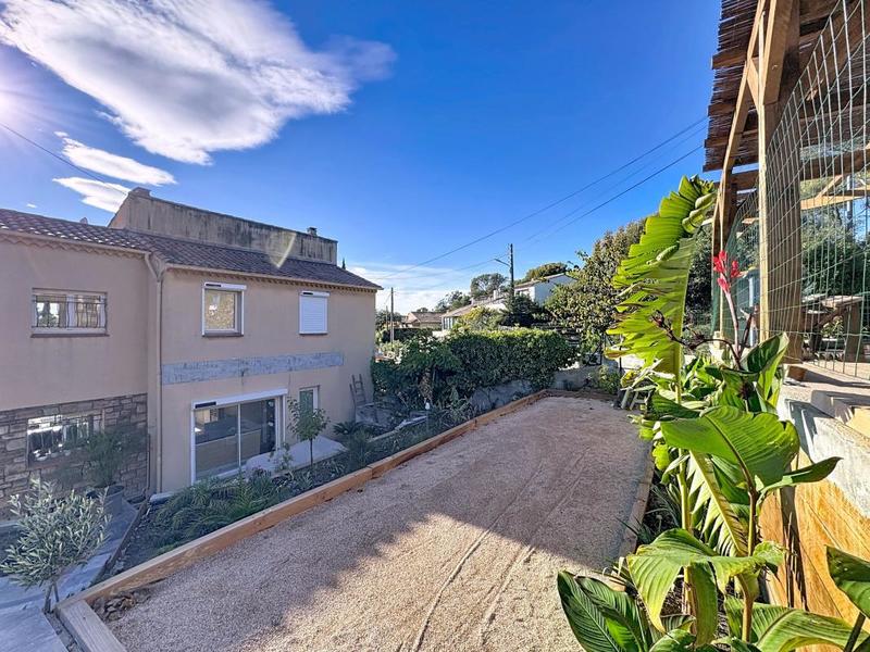 Maison - 114 m² - 4 pièces