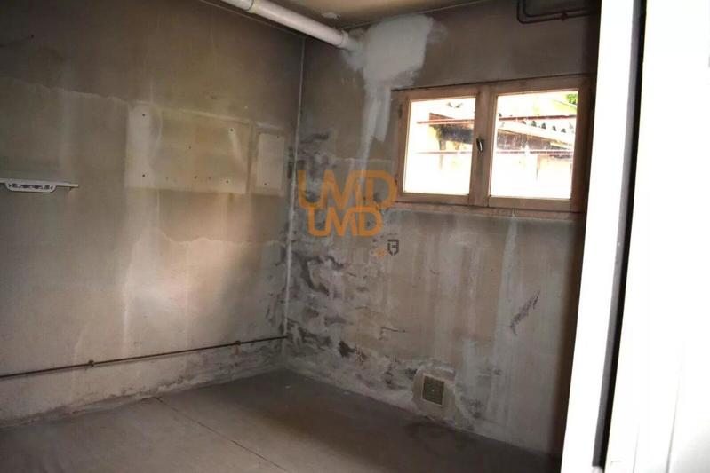 Maison - 106 m² - 9 pièces