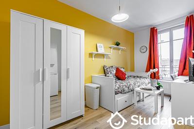 Chambre - 12 m² - 1 pièce