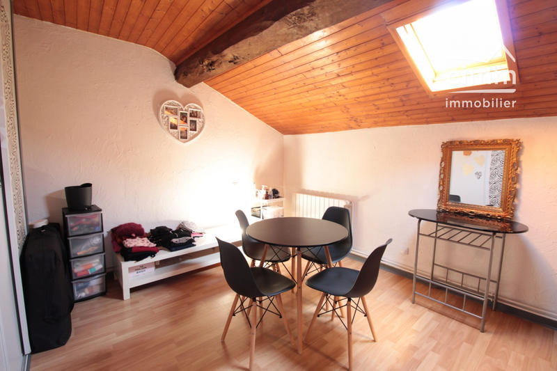 Maison - 209 m² - 8 pièces
