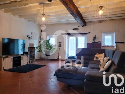 Maison - 212 m² - 8 pièces