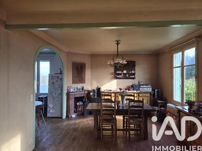 Maison - 96 m² - 4 pièces