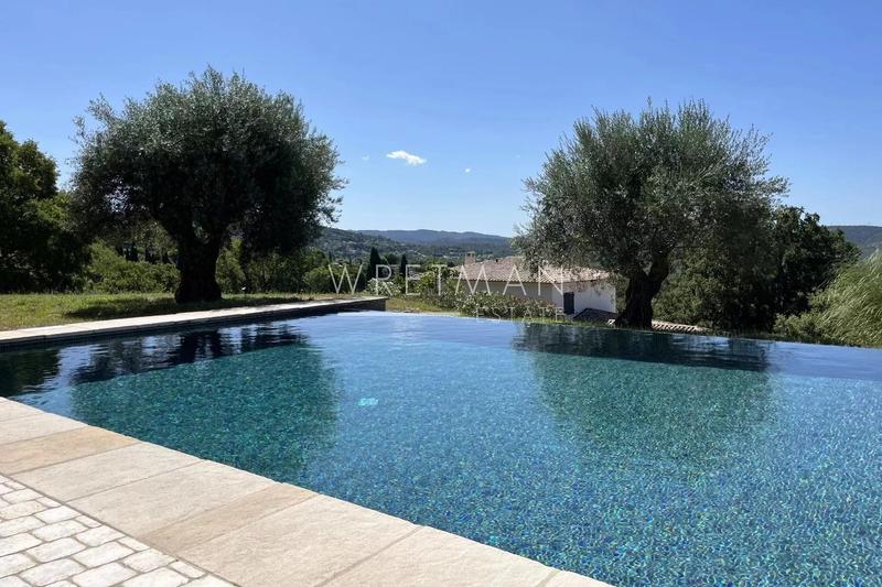 Villa - 180 m² - 5 pièces