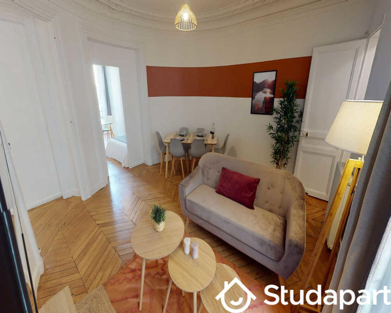 Chambre - 100 m² - 1 pièce