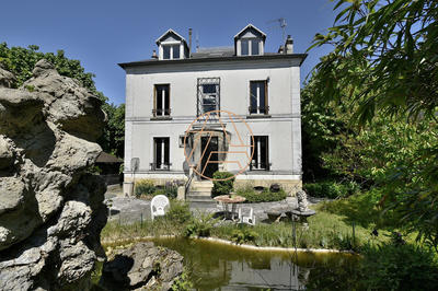 Maison - 152 m² - 7 pièces