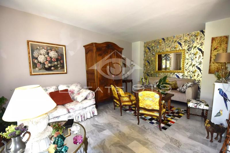 Appartement - 100 m² - 3 pièces