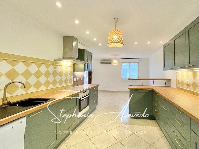 Appartement - 85 m² - 4 pièces