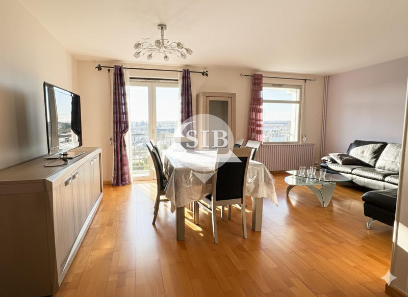 Appartement - 91 m² - 4 pièces