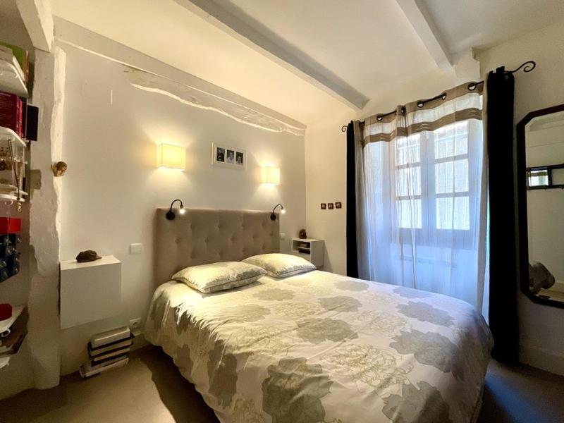 Demeure - 140 m² - 9 pièces