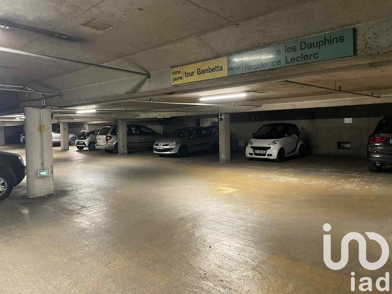 Parking - 11 m²