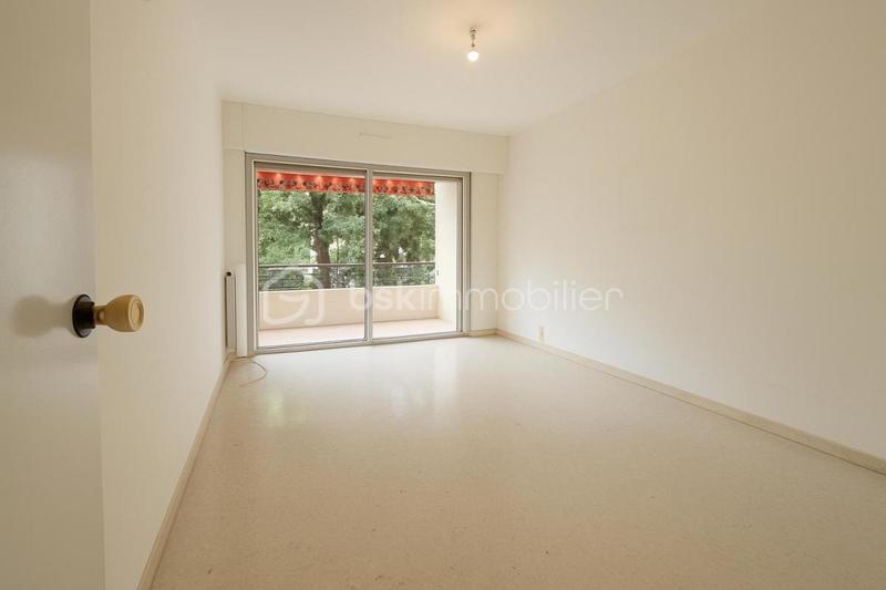 Appartement - 75 m² - 4 pièces