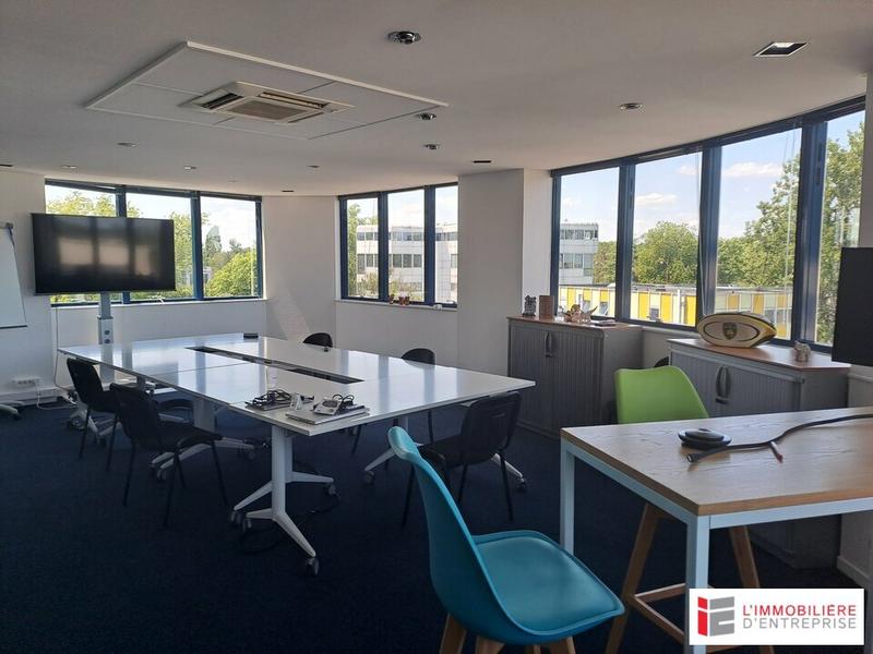 Bureau - 200 m²