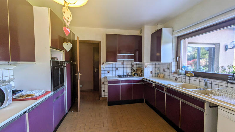 Maison - 188 m² - 7 pièces