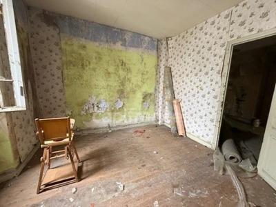 Maison - 100 m² - 6 pièces