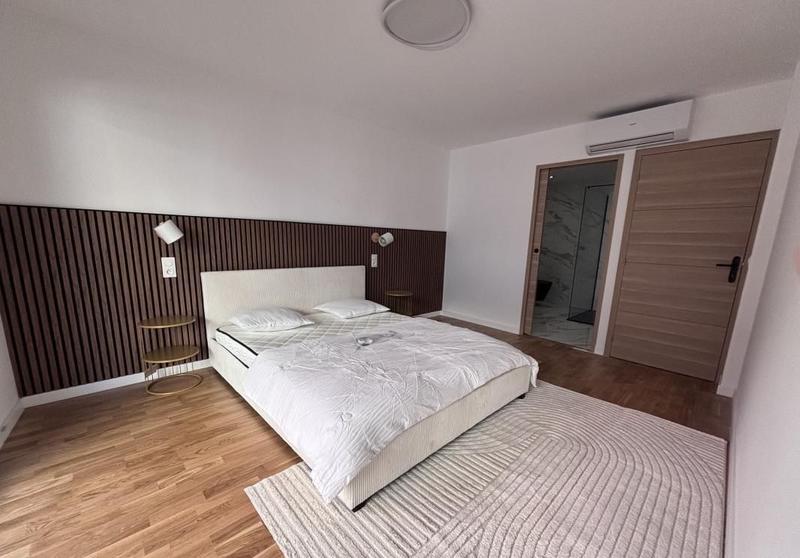 Appartement - 113 m² - 4 pièces