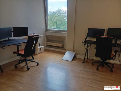Bureau - 70 m² - 3 pièces