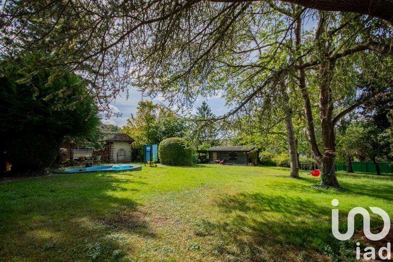 Maison - 249 m² - 9 pièces