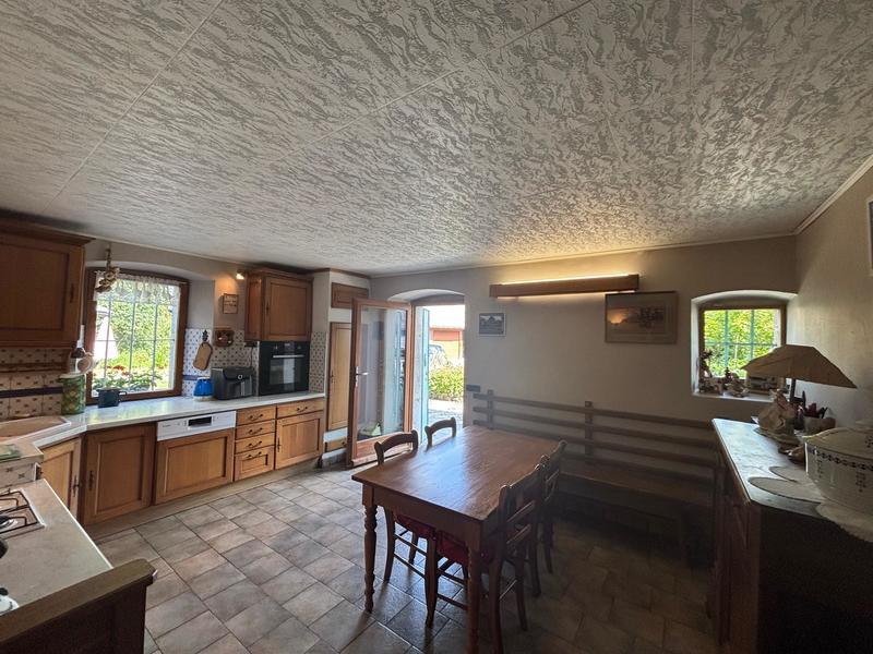 Villa - 152 m² - 6 pièces