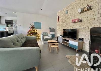Maison - 83 m² - 5 pièces
